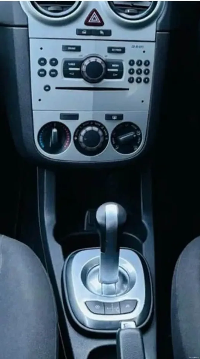 Opel Corsa 2012 - Image 3