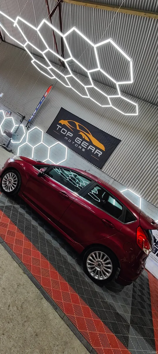 2014 Ford Fiesta 1.0 Petrol Automatic - Image 2
