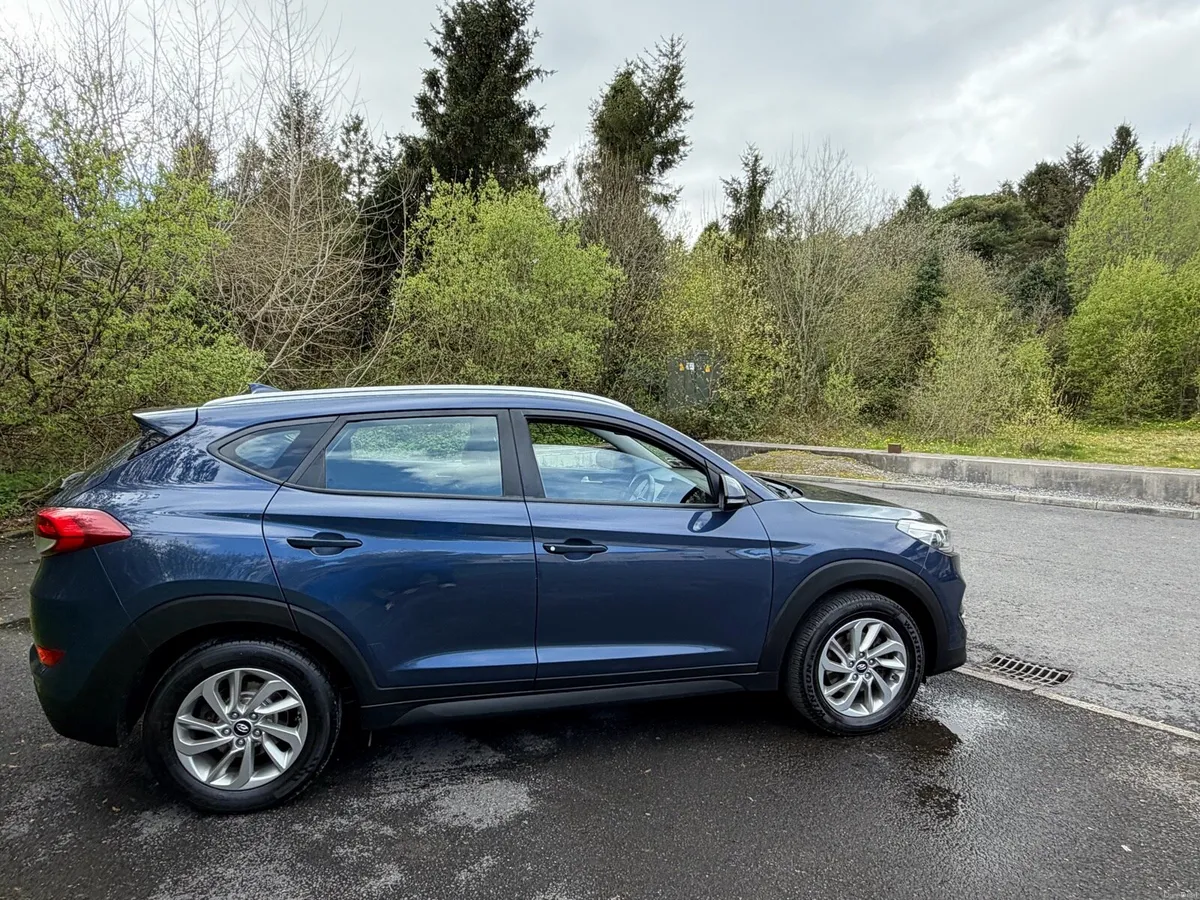 171 Hyundai Tucson - Image 4