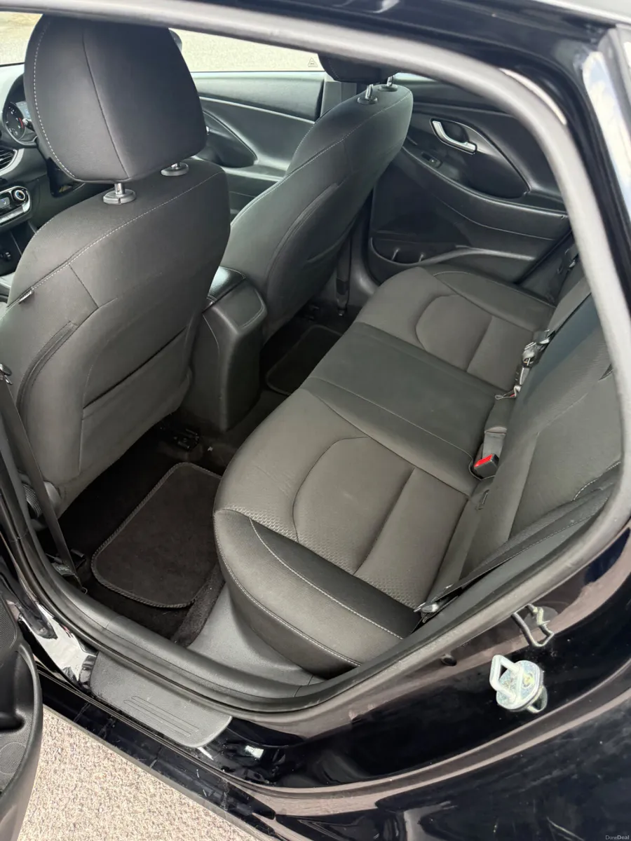Hyundai i30 2019 - Image 5