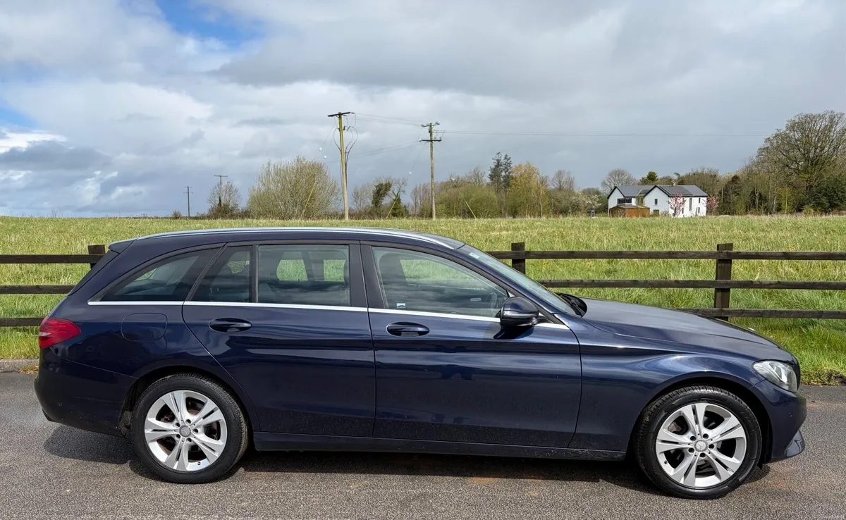 Mercedes-Benz C200D SE Exclusive 2016 - Image 4