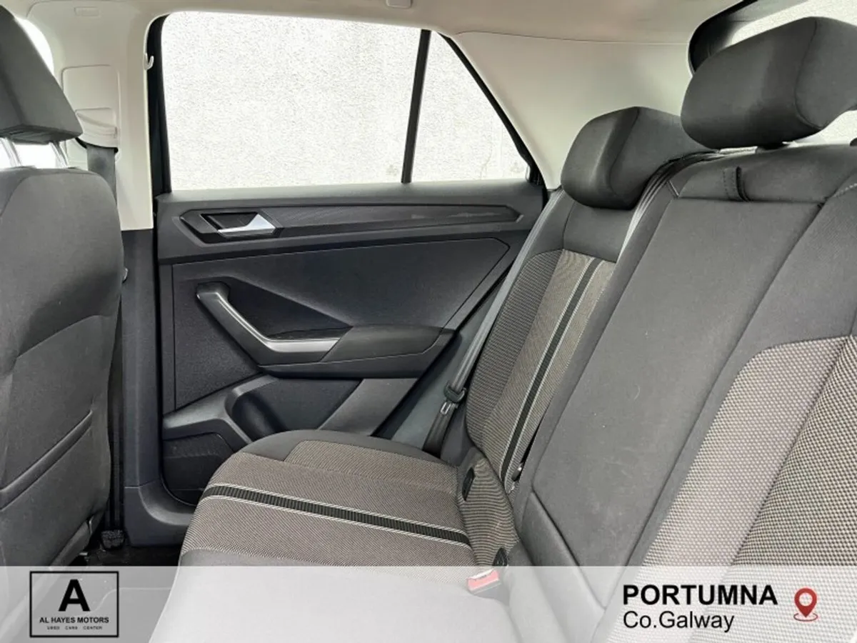 Volkswagen T-Roc 1.0 TSI 115bhp Design - Image 6