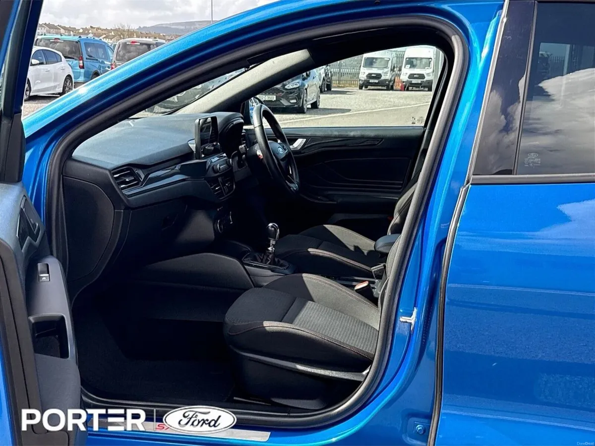 Ford Focus 1.5L TDCI 120PS ST-Line - Image 4