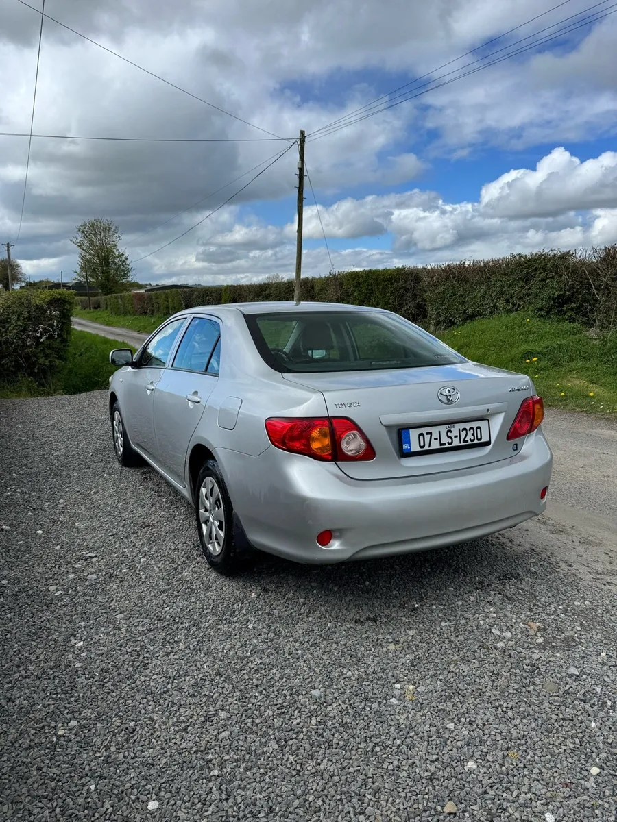 Toyota Corolla - Image 3