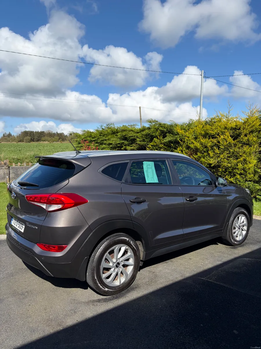 172 Hyundai Tucson - trade ins welcome - Image 2