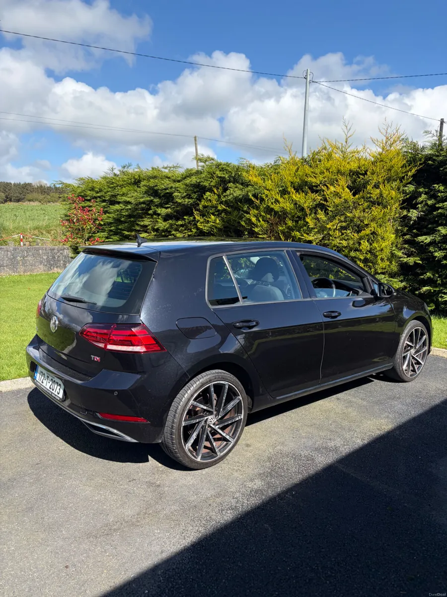 172 Volkswagen Golf 1.6 TDI - trade ins welcome - Image 4