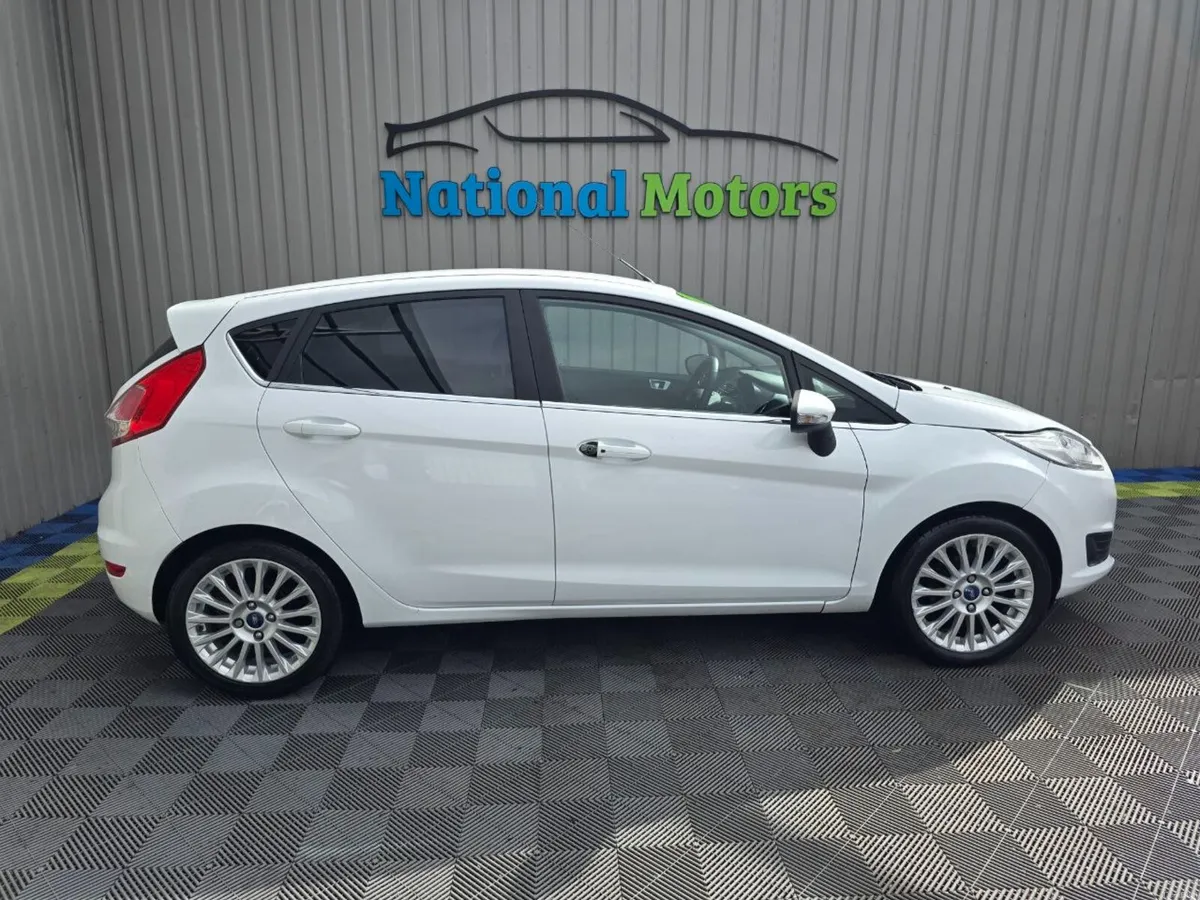 2015 Ford Fiesta TITANIUM 1.0 Petrol - Image 2
