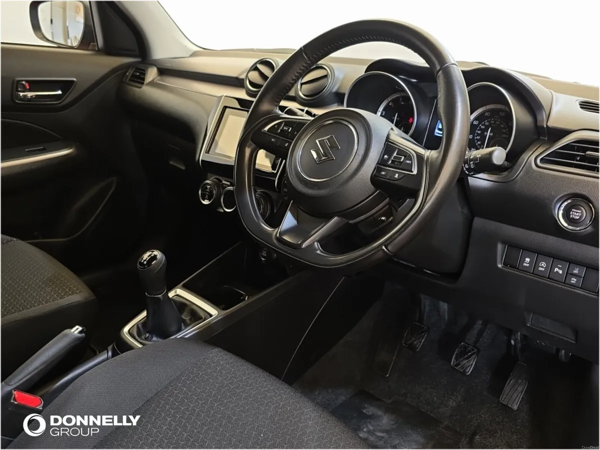 Suzuki Swift Hatchback SZ5 - Image 4