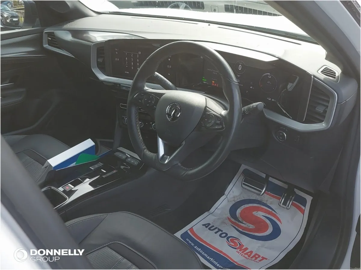 Vauxhall Mokka Electric Hatchback Ultimate - Image 4