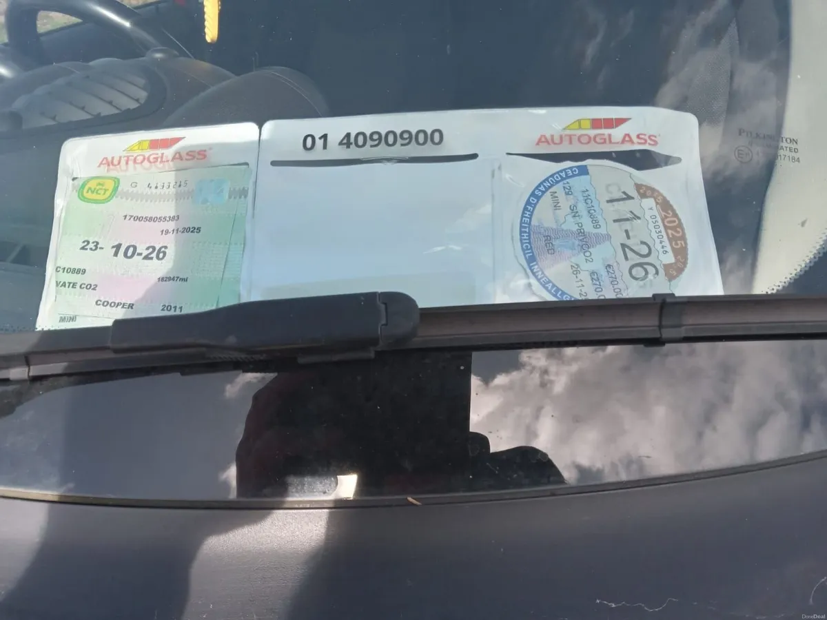 Mini Cooper 2011 - Image 3