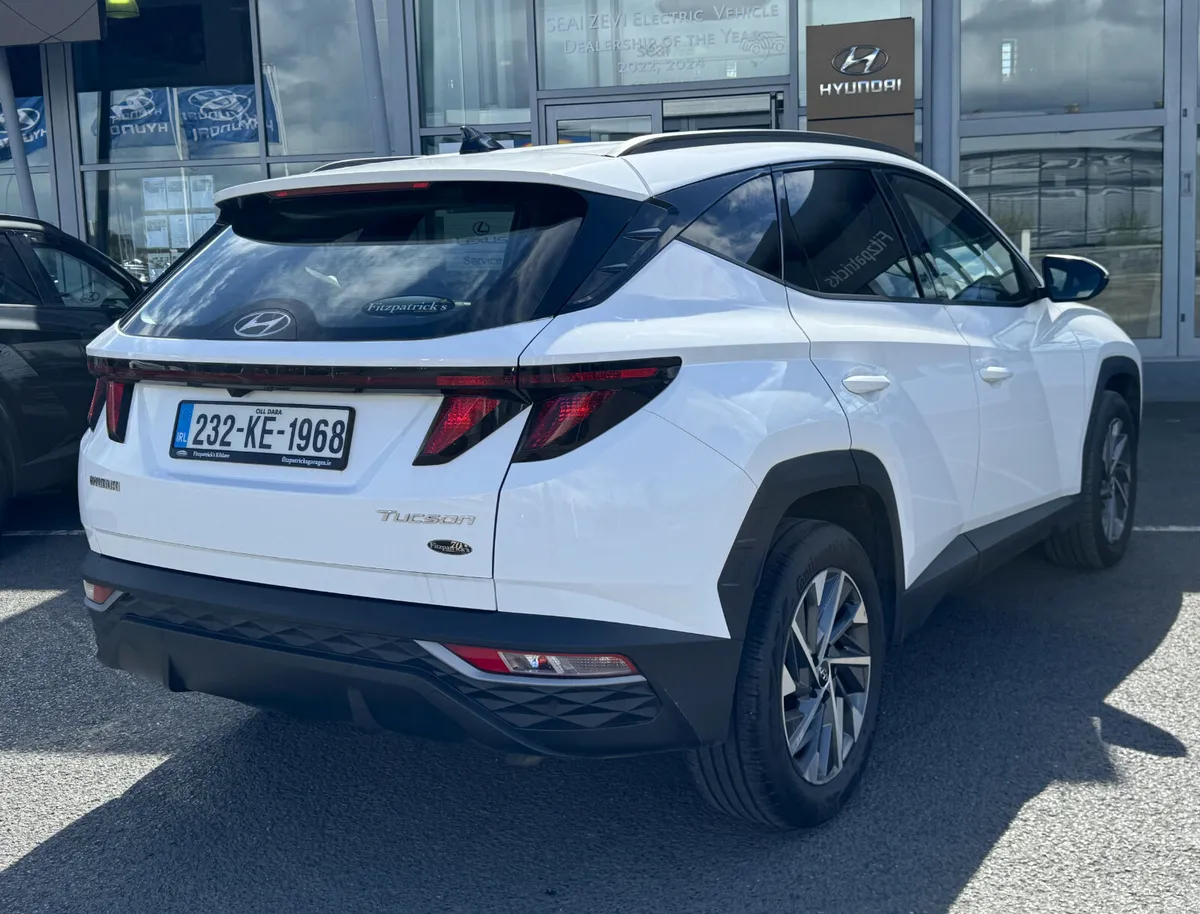 Hyundai Tucson  Executive - 2023 - Image 4