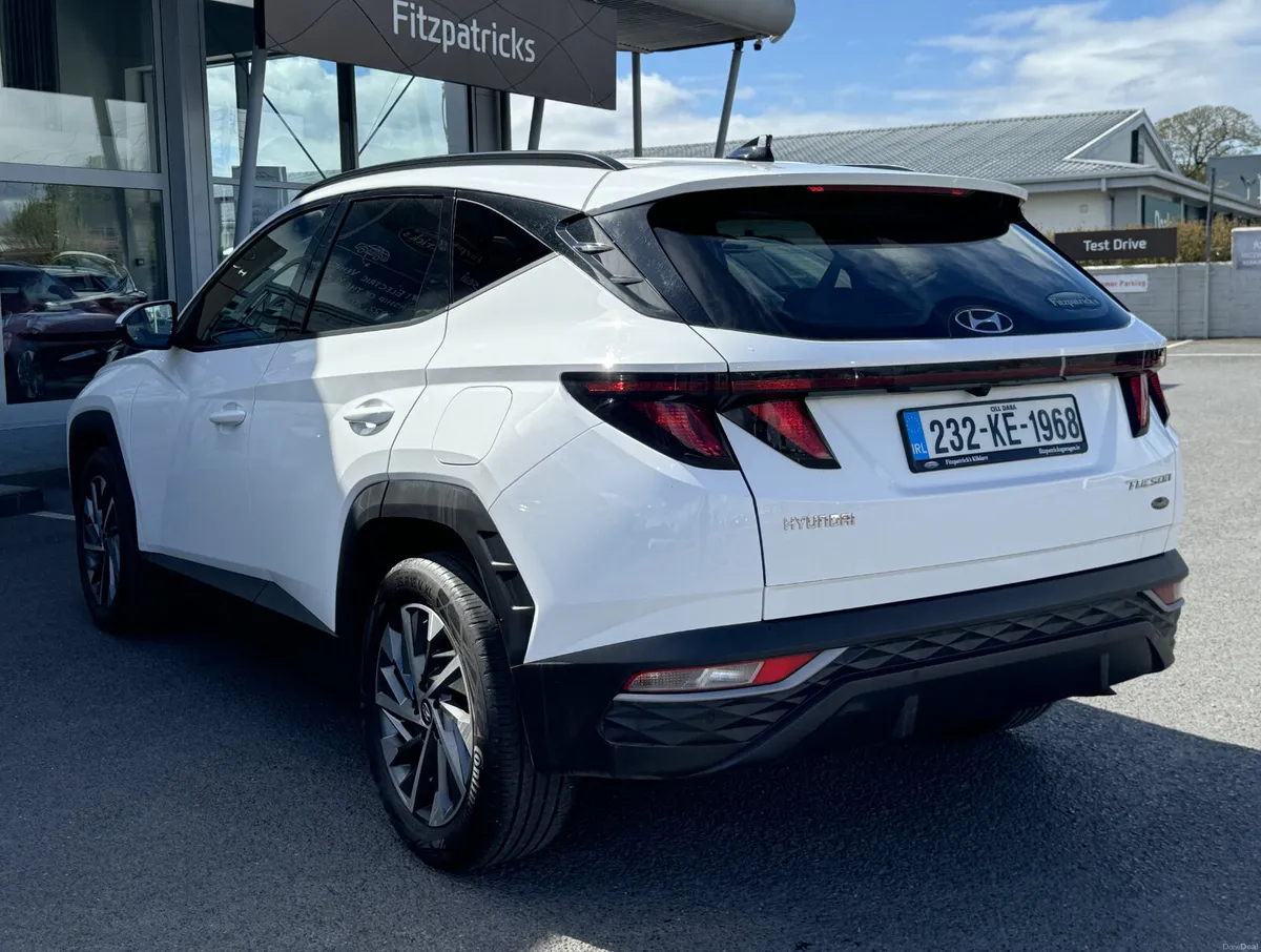 Hyundai Tucson  Executive - “4.9% APR - Image 5