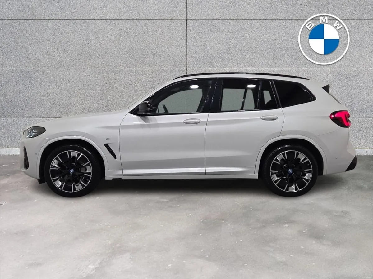 BMW iX3 M Sport Pro - Image 4