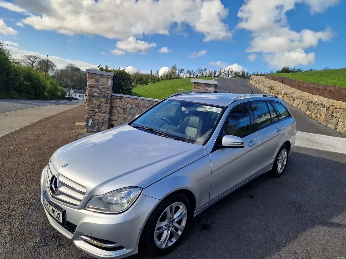 2014 Mercedes Benz C220 automatic - Image 2