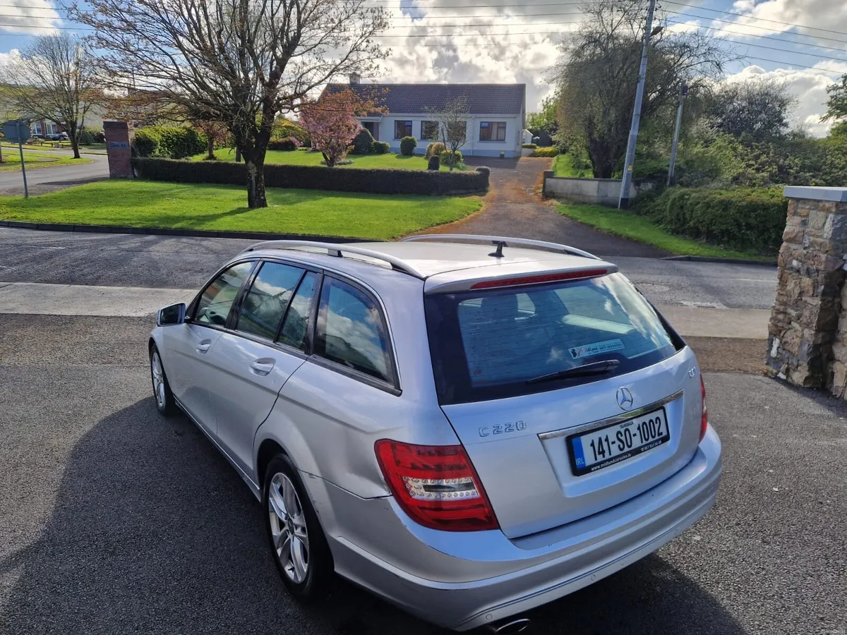 2014 Mercedes Benz C220 automatic - Image 4