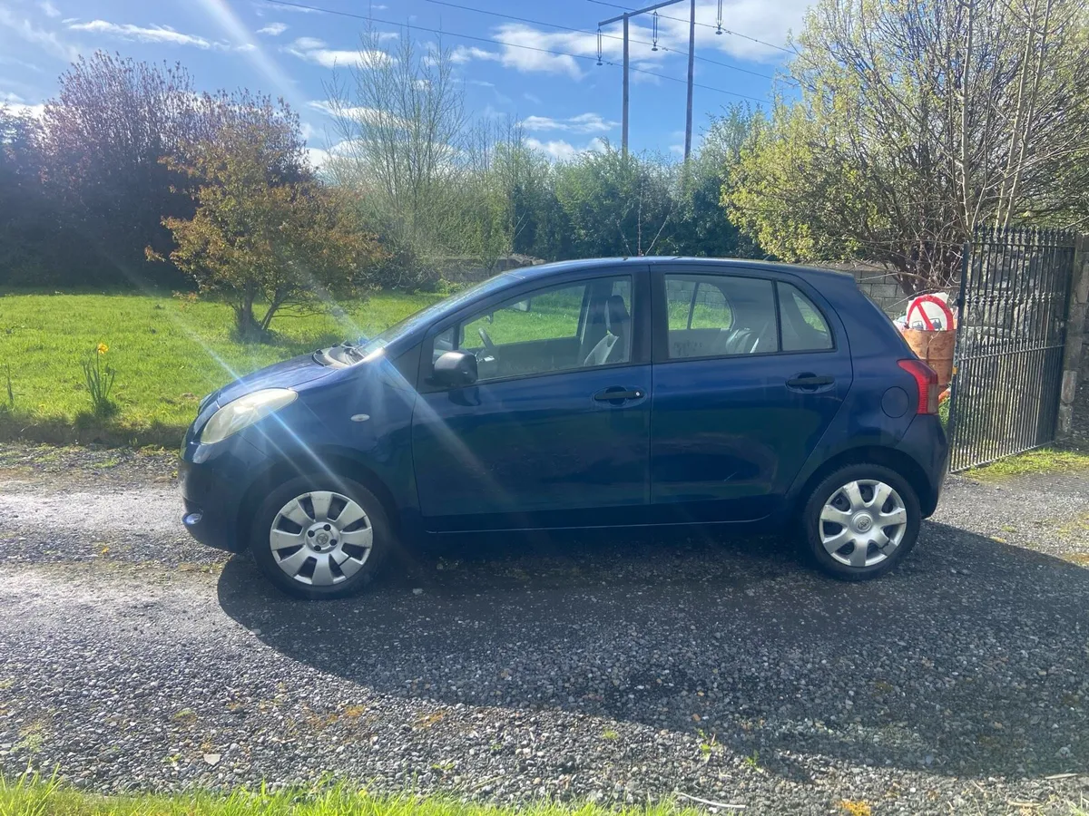 Toyota Yaris 2007 nct 7/27 - Image 3