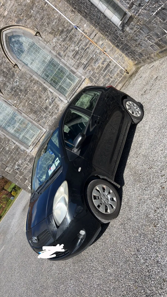 2006 Toyota Yaris - Image 2