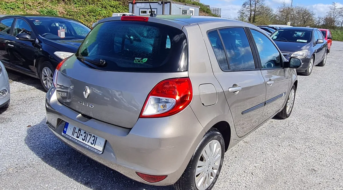 Renault Clio 2011 - Image 4