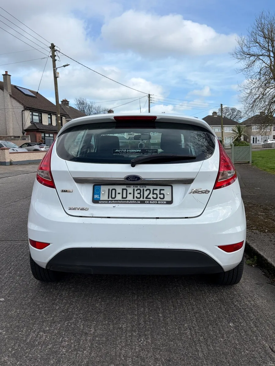 2010 Ford Fiesta 1.4L - Image 3