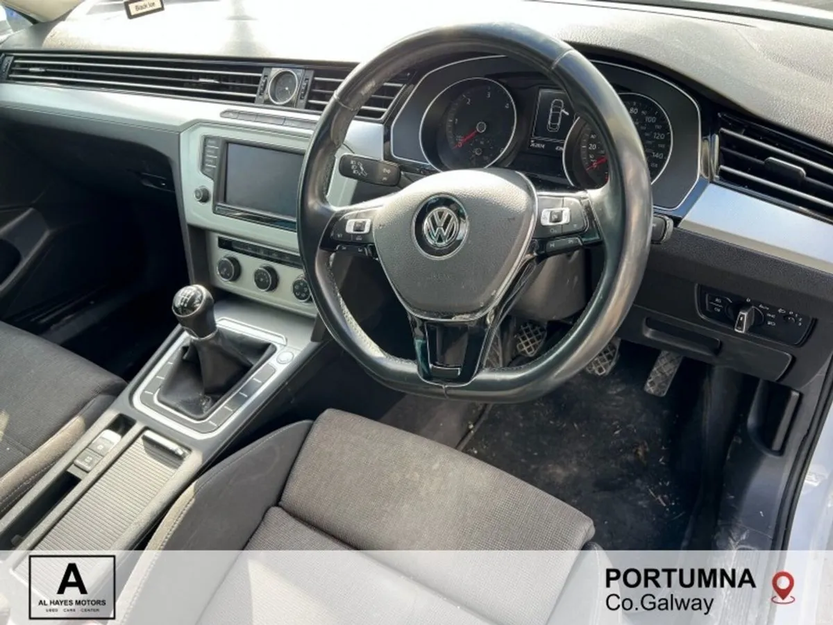 Volkswagen Passat 2.0 TDI 150HP Comfortline - Image 2