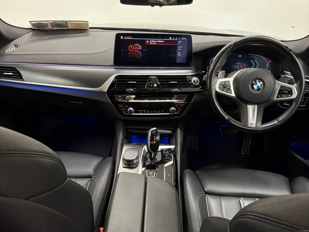 BMW 5-Series 520d M Sport 4DR AUTO - Image 4