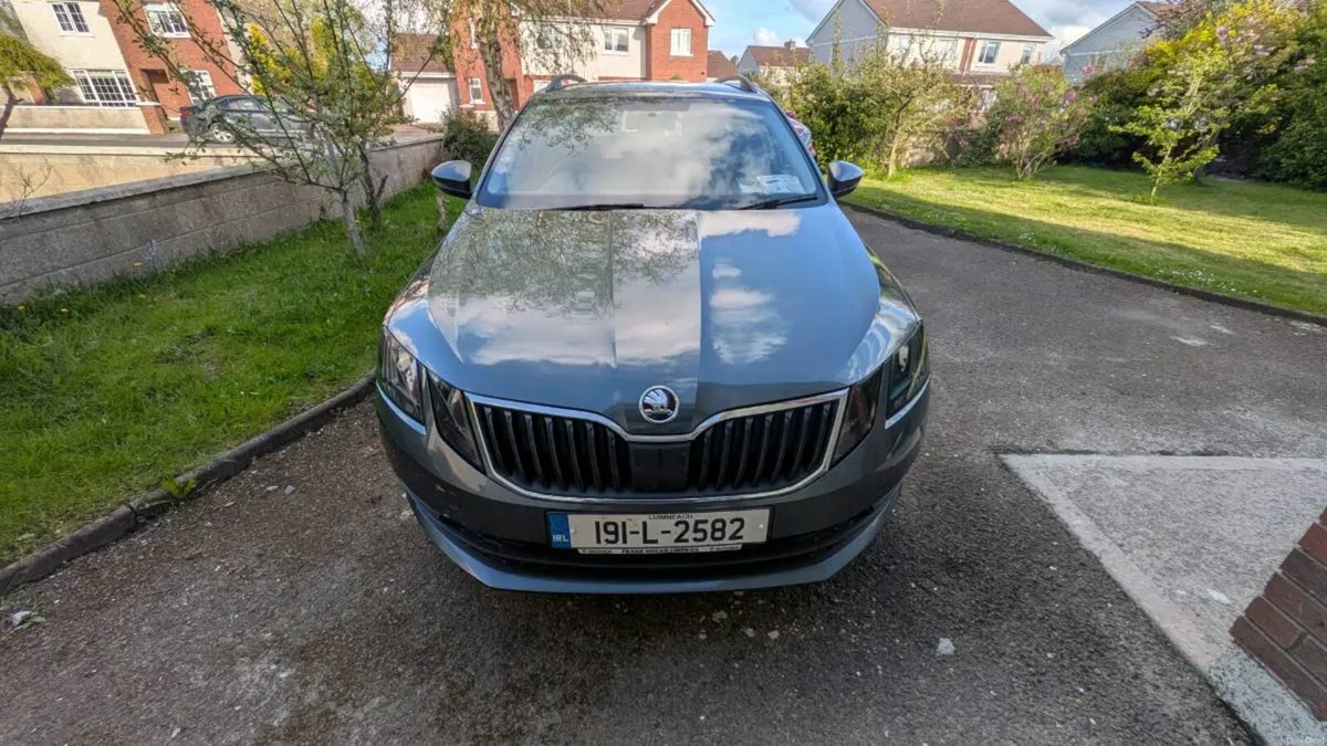 191 Skoda Octavia C AMB Combi 1.6tdi - Image 1