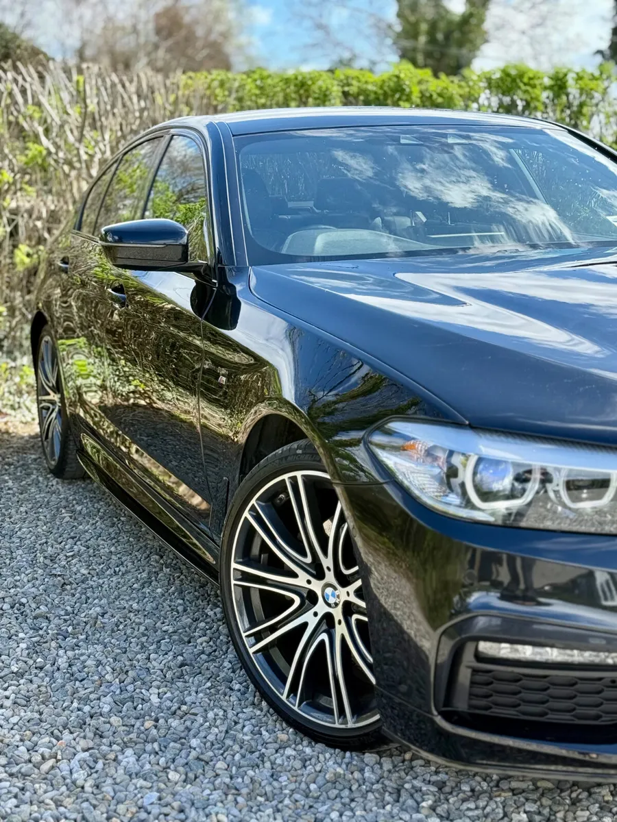 2020 BMW 5 Series 520d M Sport Automatic - Image 2