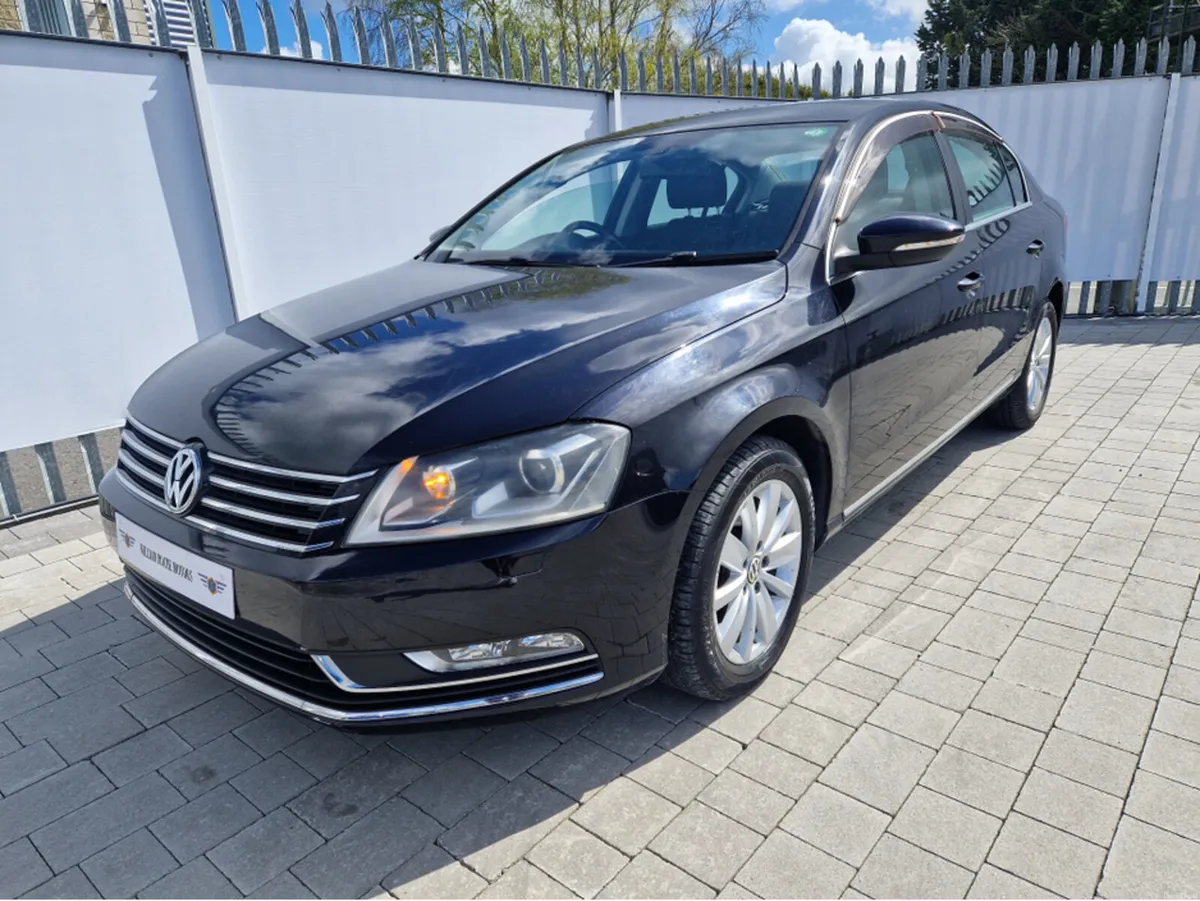 Volkswagen Passat 1.4 PETROL AUTO - Image 4