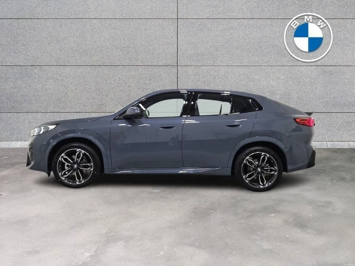 BMW iX2 eDrive20 M Sport - Image 3