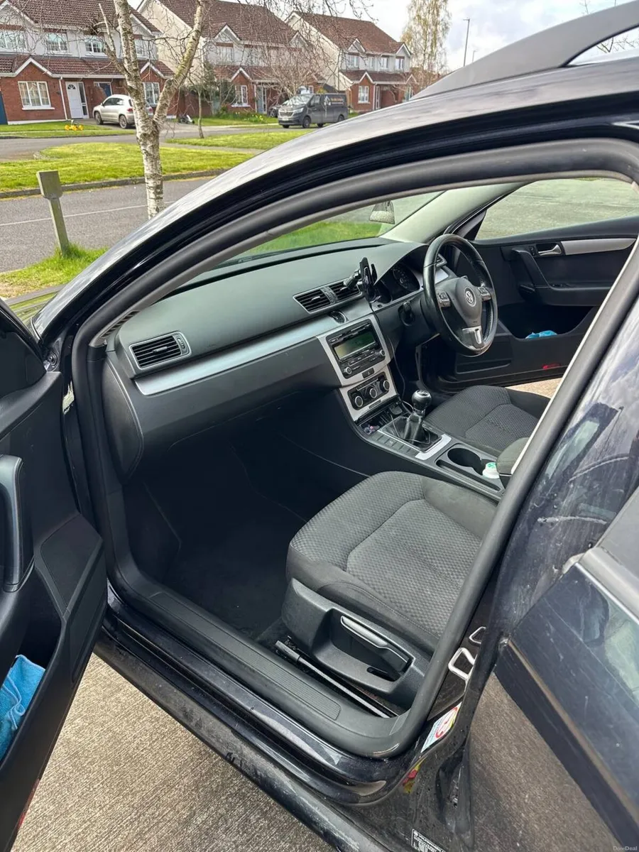 Volkswagen Passat b7 - Image 3