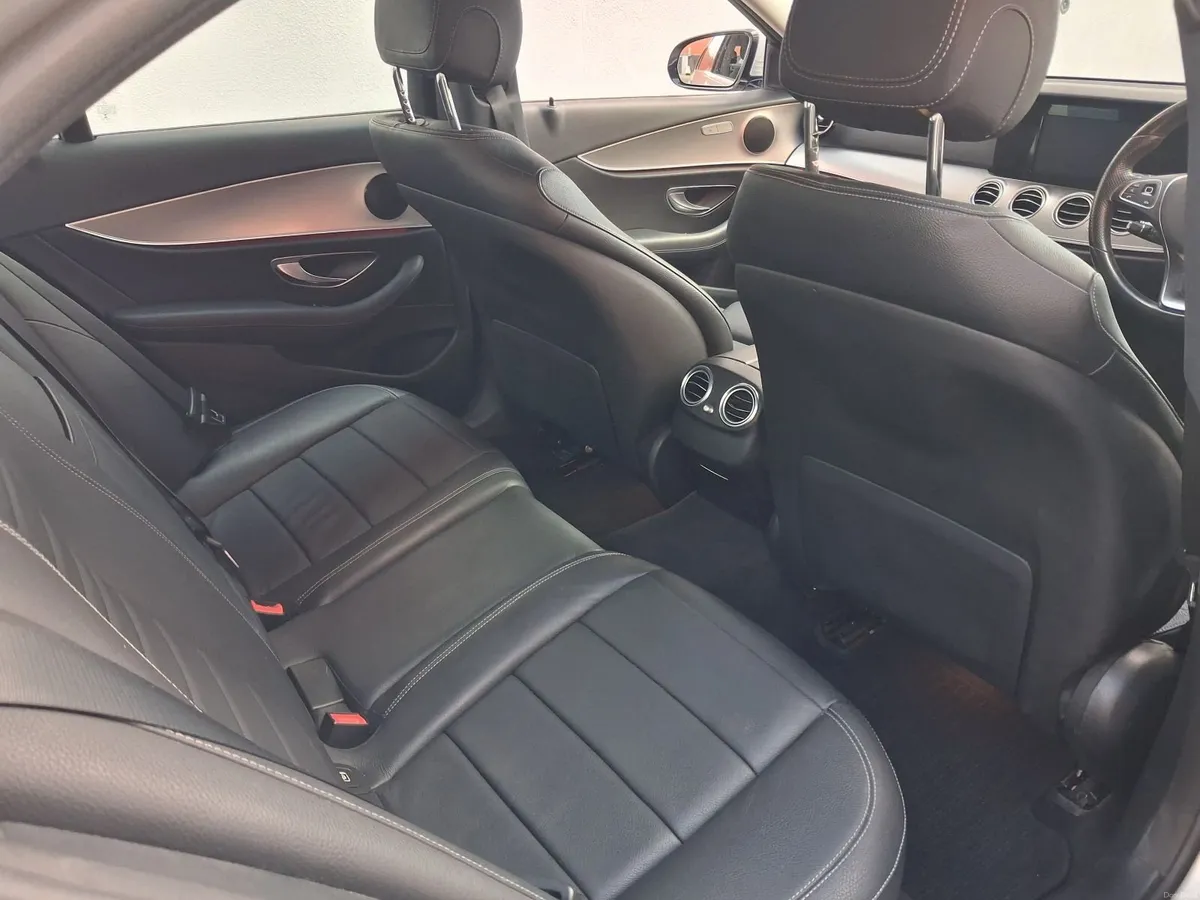 Mercedes-Benz E-Class 2018 - Image 2