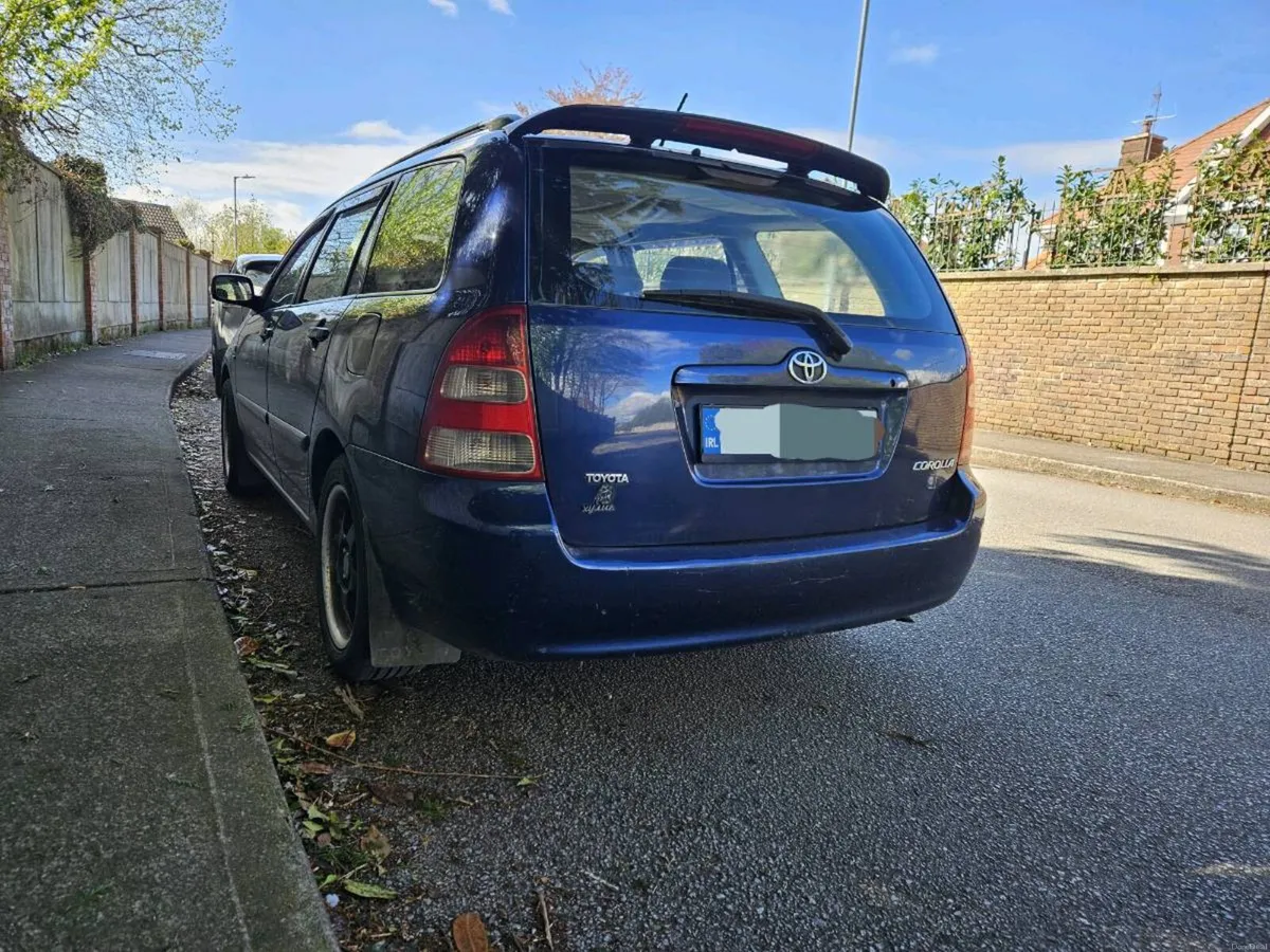 Toyota Corolla Estate 1.6 - Image 4