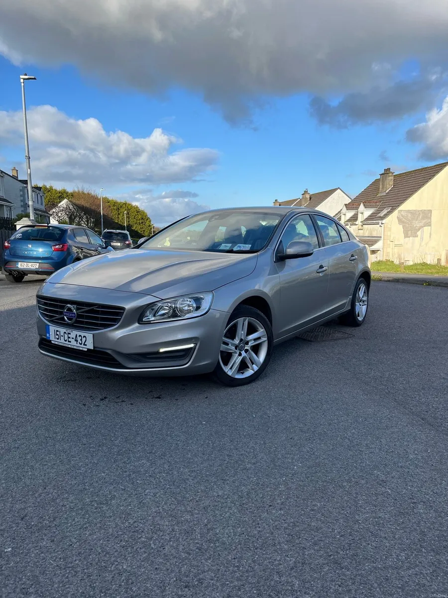 Volvo S60 2015 - Image 1