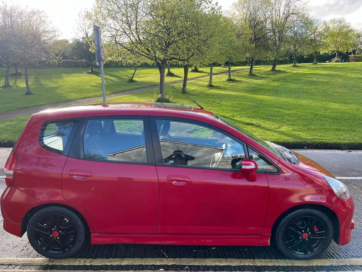 🚗 Honda Jazz Automatic 2005 for Sale 🚗✨ - Image 4