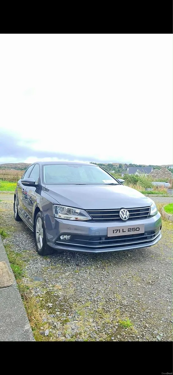 ***17 Vw Jetta Low Miles*** - Image 1