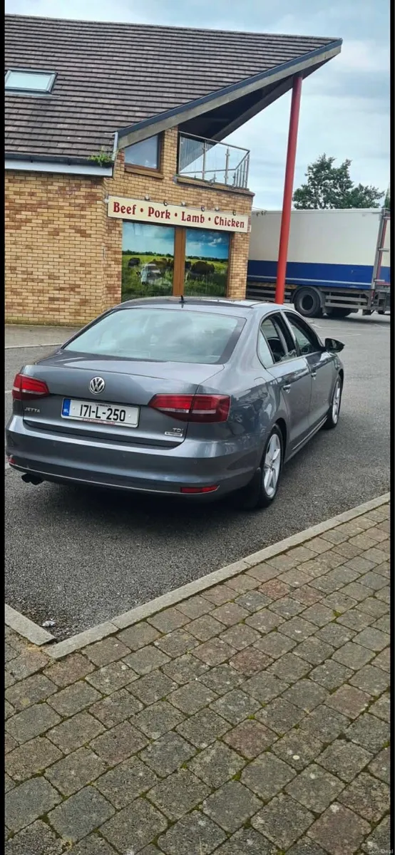 ***17 Vw Jetta Low Miles*** - Image 2