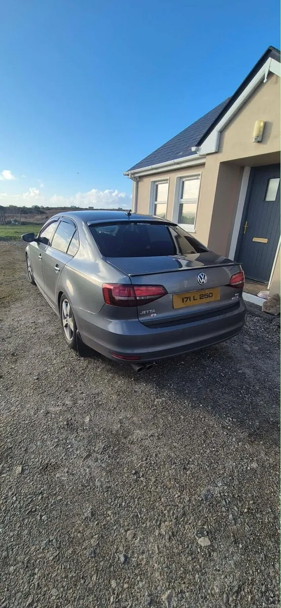 ***17 Vw Jetta Low Miles*** - Image 4