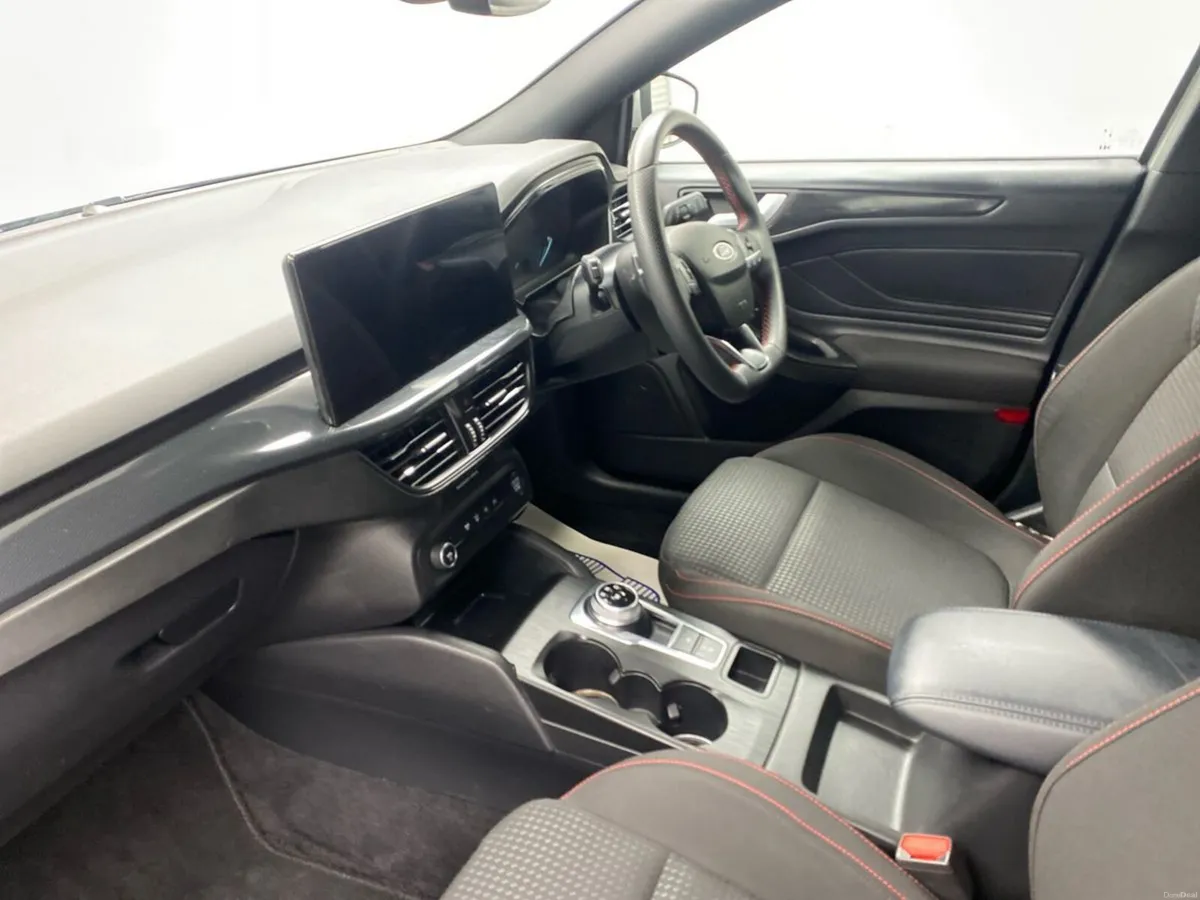 Ford Focus ST-Line 1.5TD 115HP Auto - Image 3