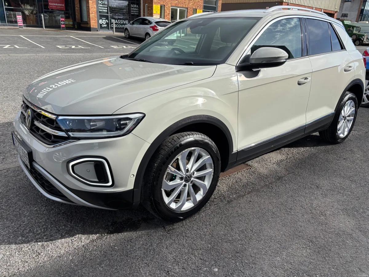 2023 Volkswagen T-Roc 1.5 TSI 150HP DSG STYLE!!! - Image 3