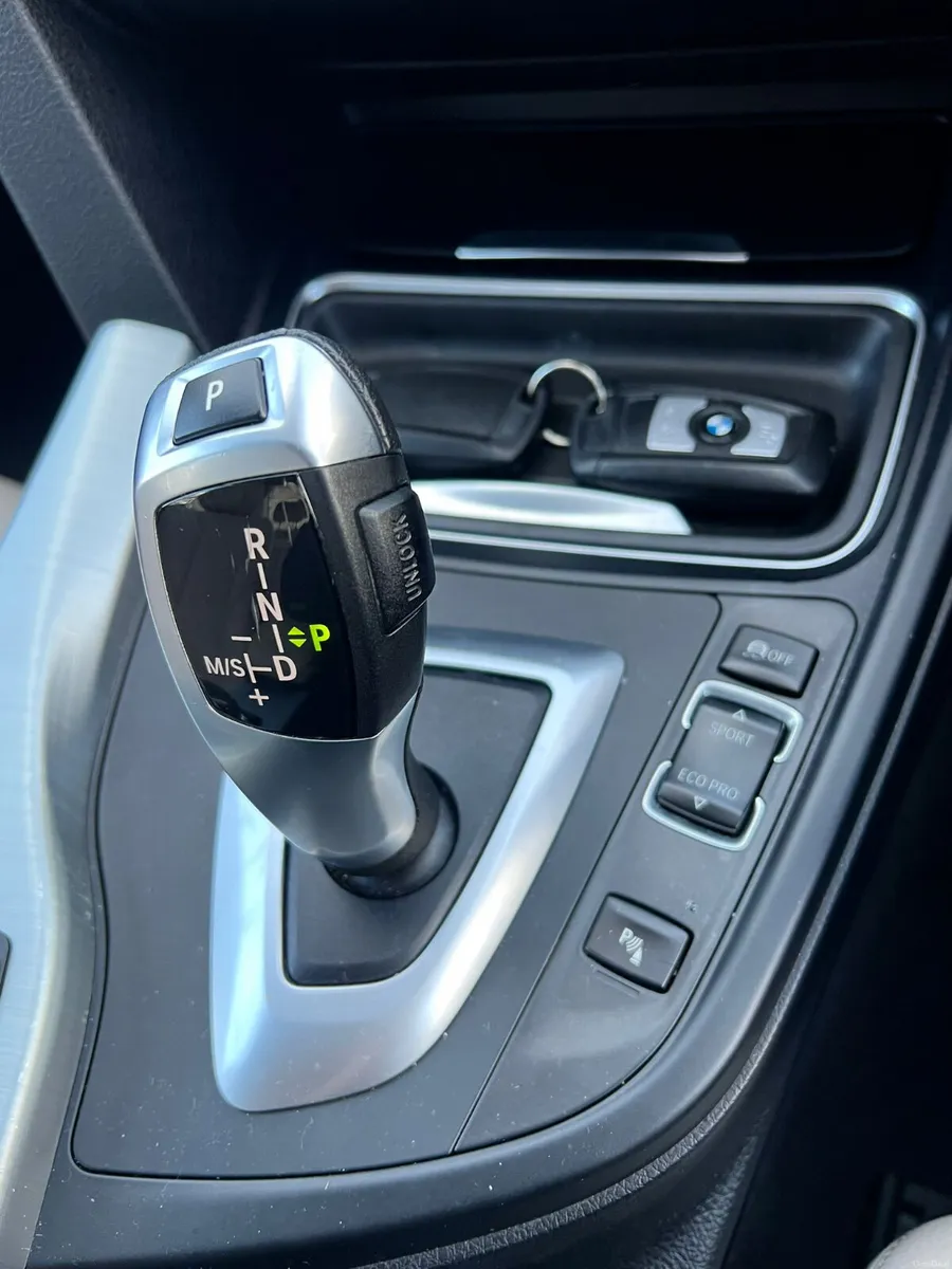 BMW 316D 2015 Automatic new nct 5/27 tax 7/26 - Image 2