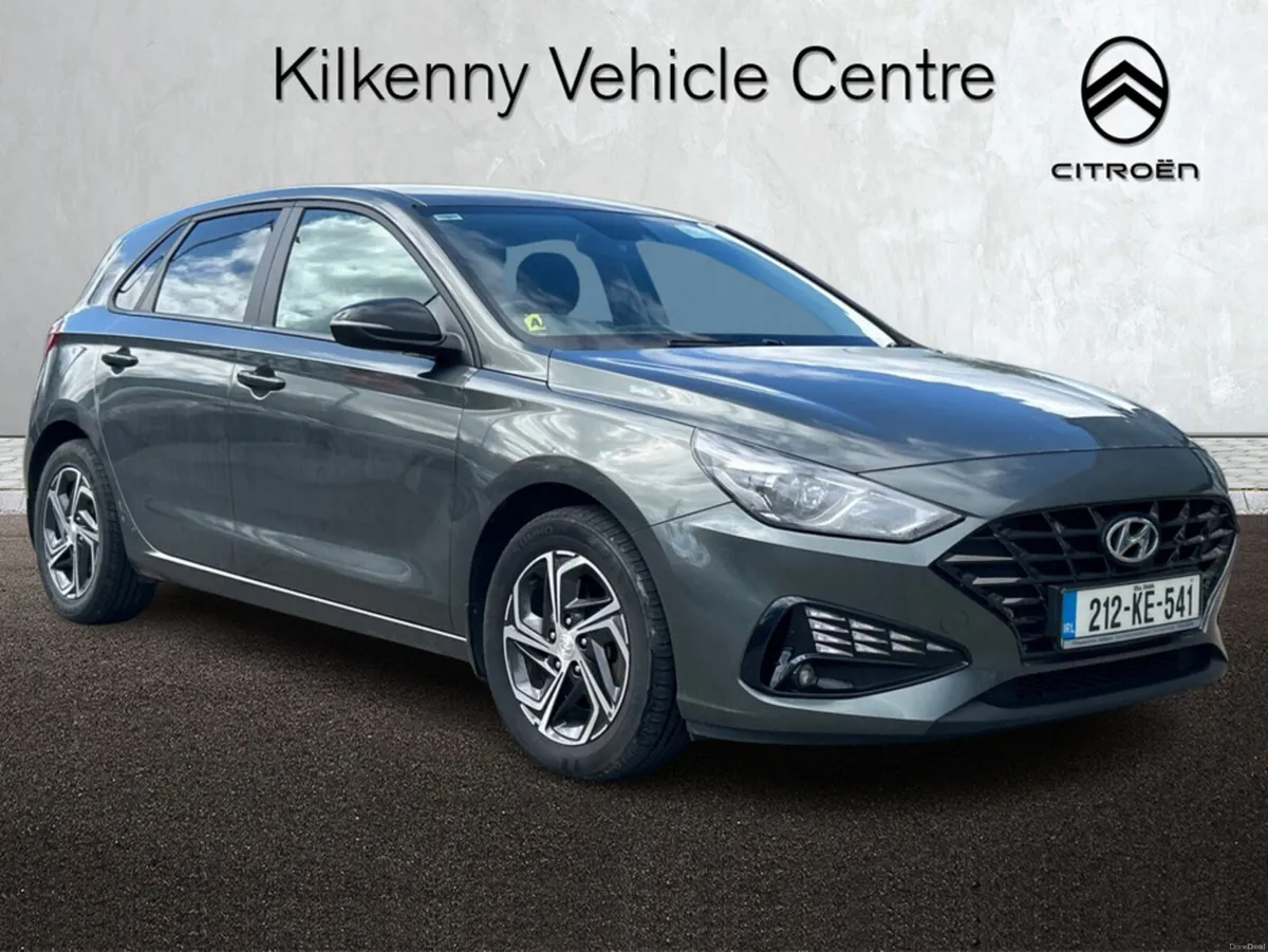 Hyundai i30 I 30 DELUXE 5DR - Image 1