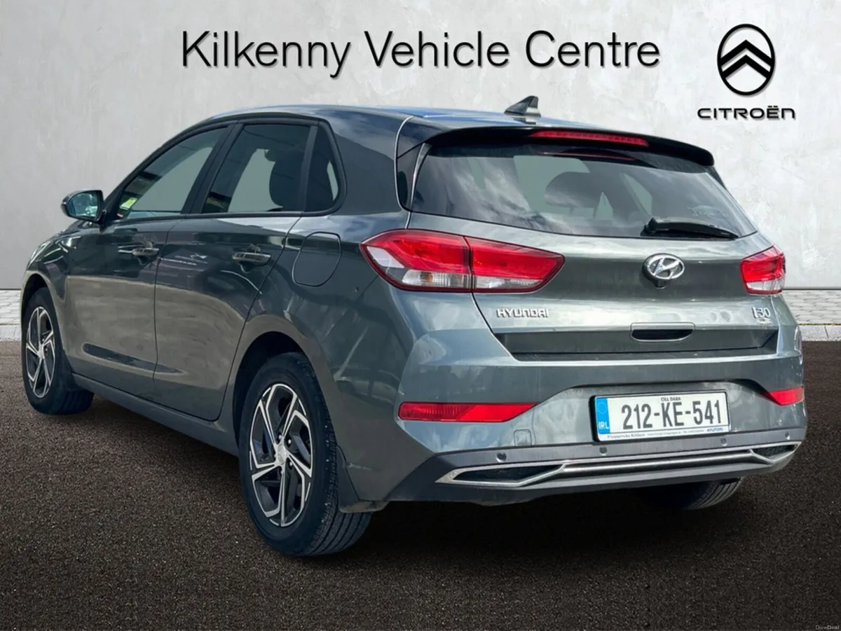 Hyundai i30 I 30 DELUXE 5DR - Image 2