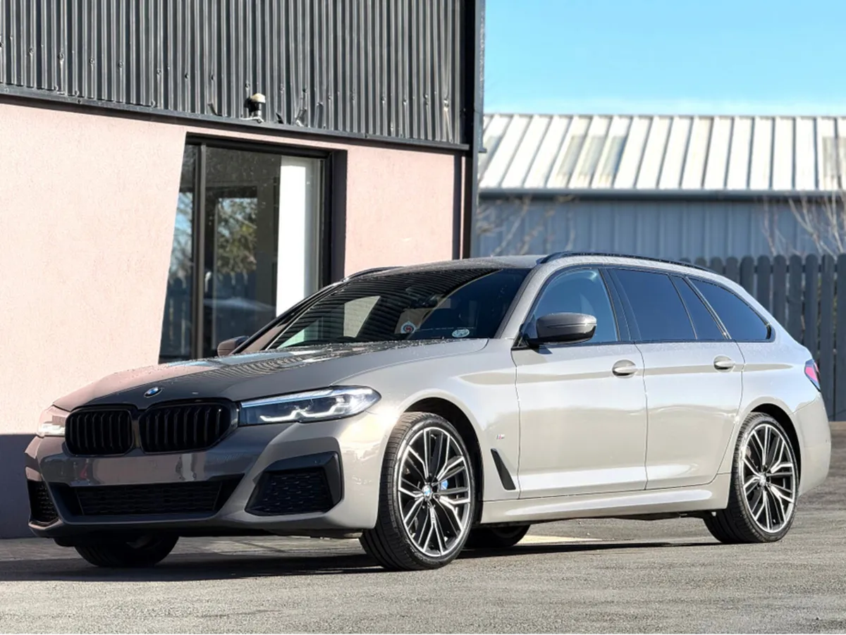 BMW 5-Series BMW INDIVDUAL FINISH - FULLY LOADED - Image 2