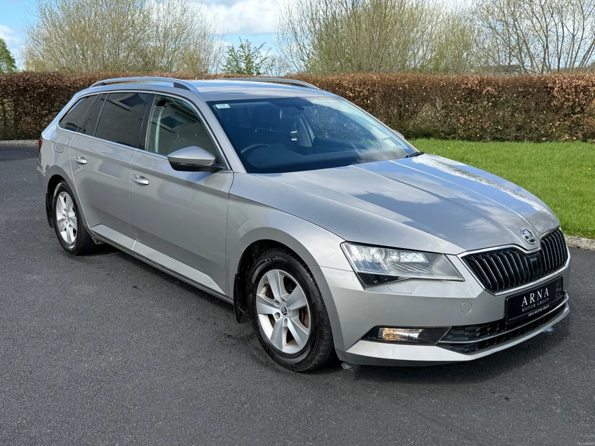 2016 Skoda Superb Estate Ambition - Image 2