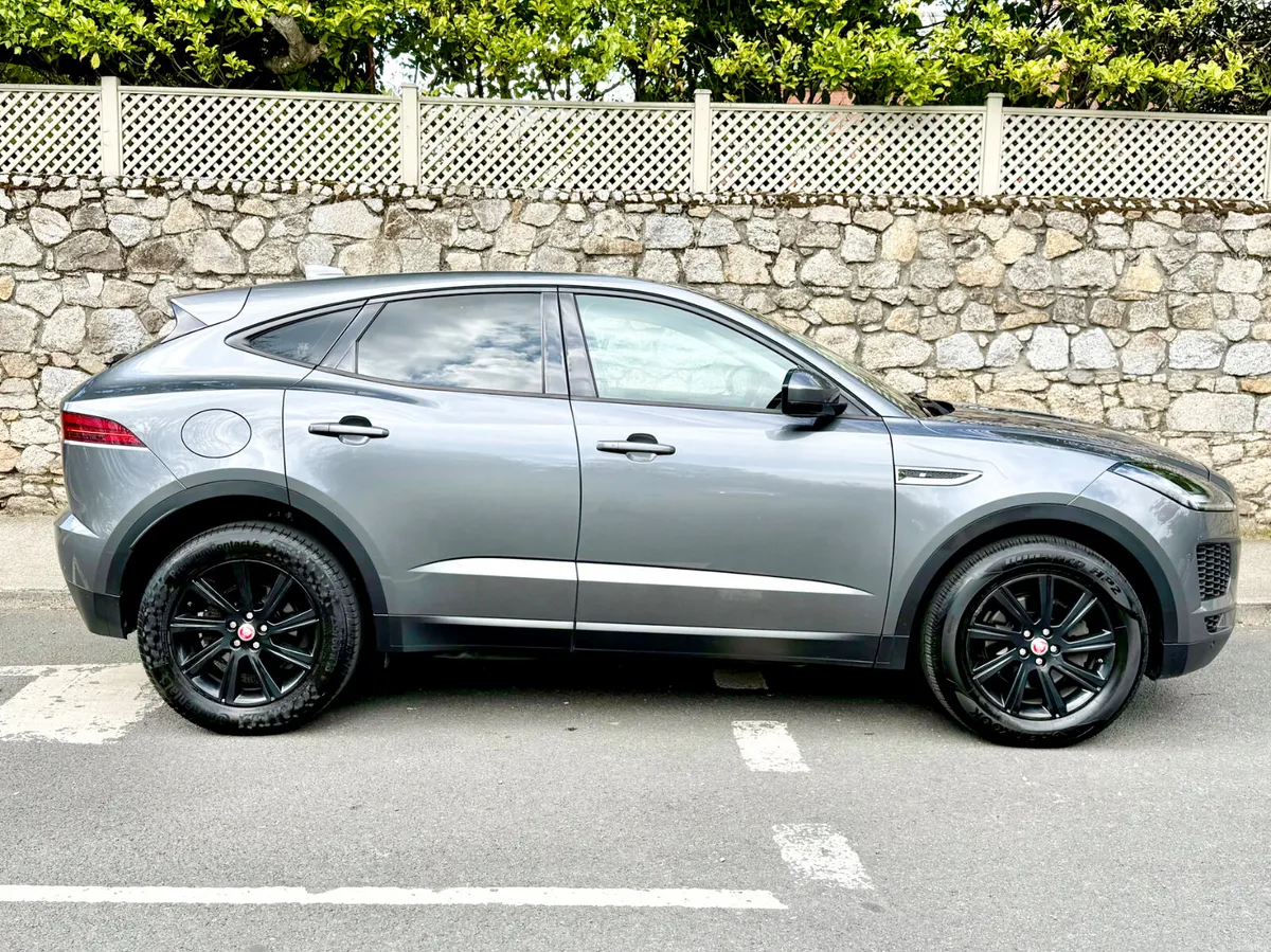 Jaguar E-Pace 2019!!! AWD 'S '!!!!AUTO!!PANROOF!! - Image 4