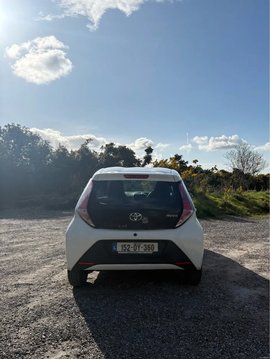 Toyota Aygo 2015 (152 reg) 1.0 litre X-PLAY Mk2 - Image 3