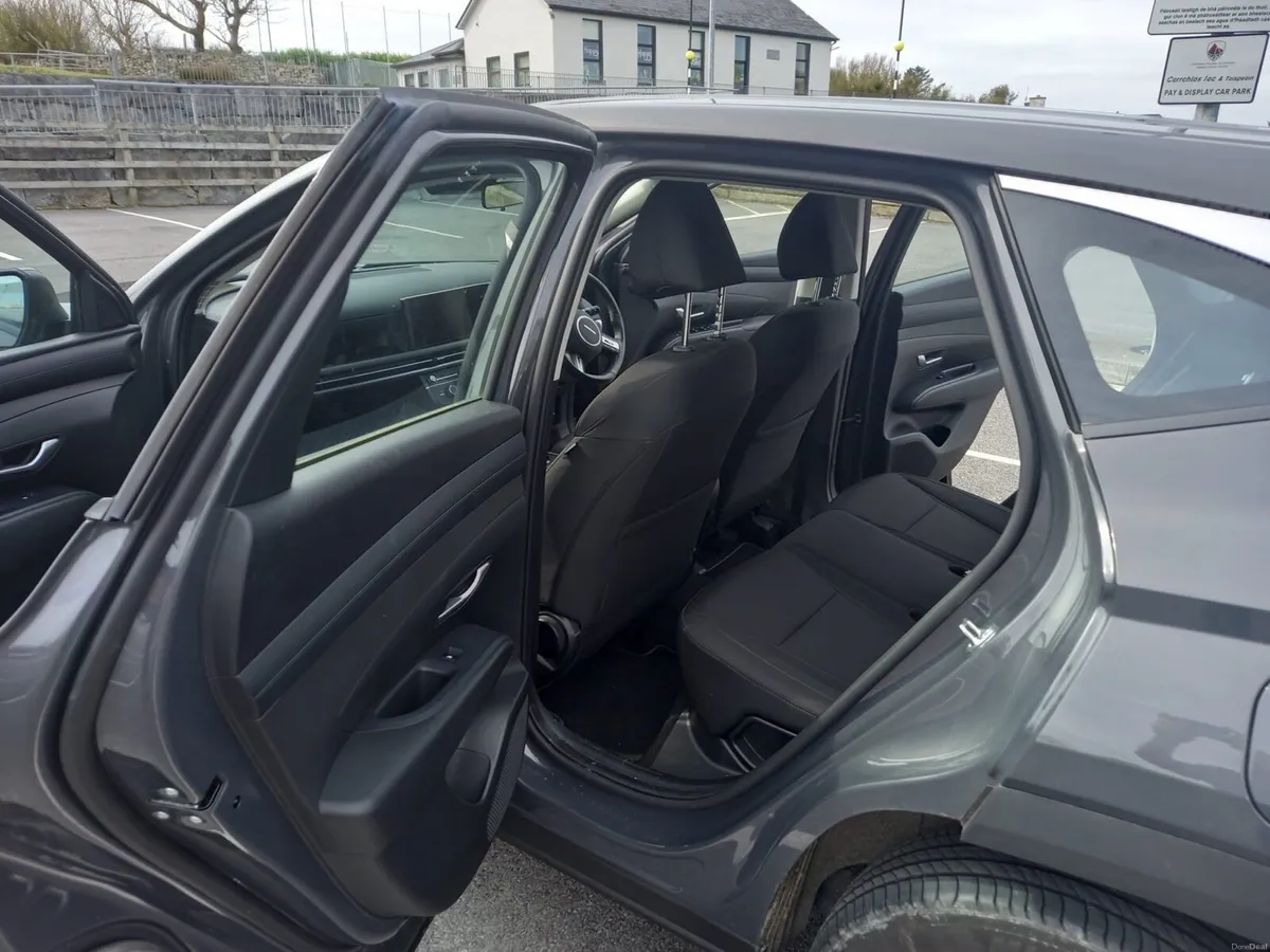 Hyundai Tucson executive*7000km* - Image 2