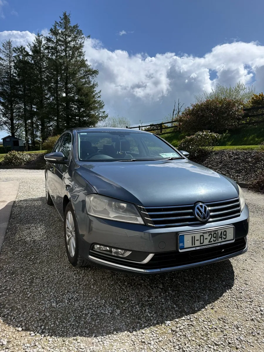 Volkswagen Passat - Image 1