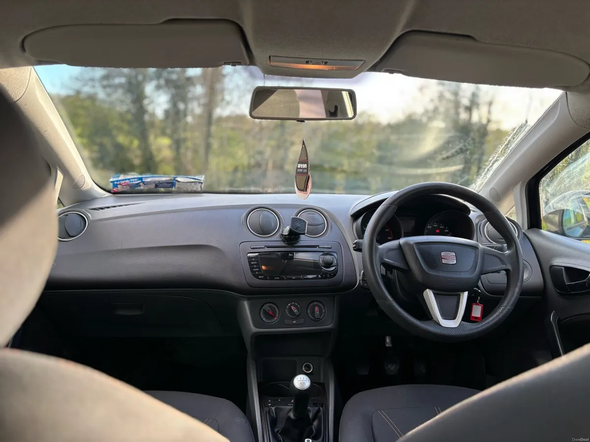 2011 Seat Ibiza 1.2 petrol 5 door - Image 4