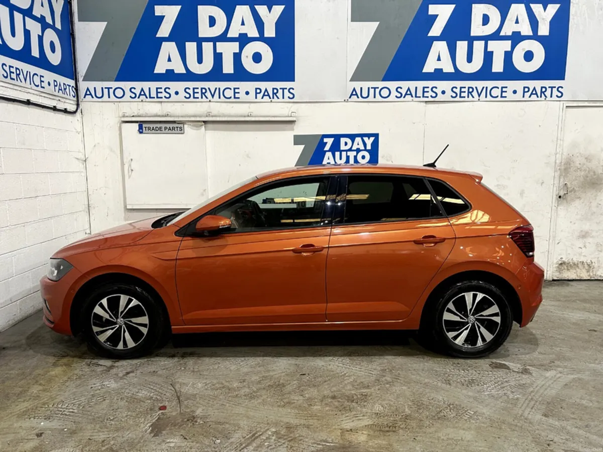 Volkswagen Polo AUTO - Image 4